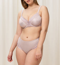 Load image into Gallery viewer, Ladyform Underwire Bra / Soft Lilac
