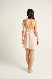 Isabella Pleated Chemise / Cloud Pink